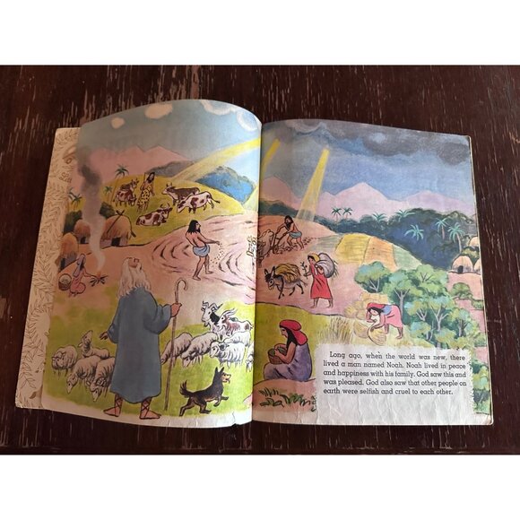 Vintage 1969 Little Golden Book "Noahs Ark" By Barbara Shook Hazen Illustrated B - Picture 4 of 15